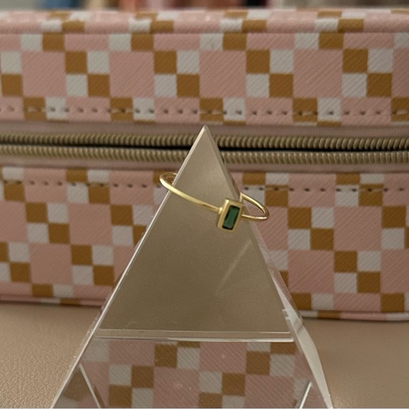 18k-gold plate sterling silver ring size 8 - Picture 2 of 3